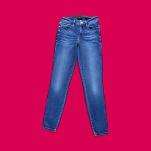 y2k VTG Guess Med Wash Skinny Jeans sz 27